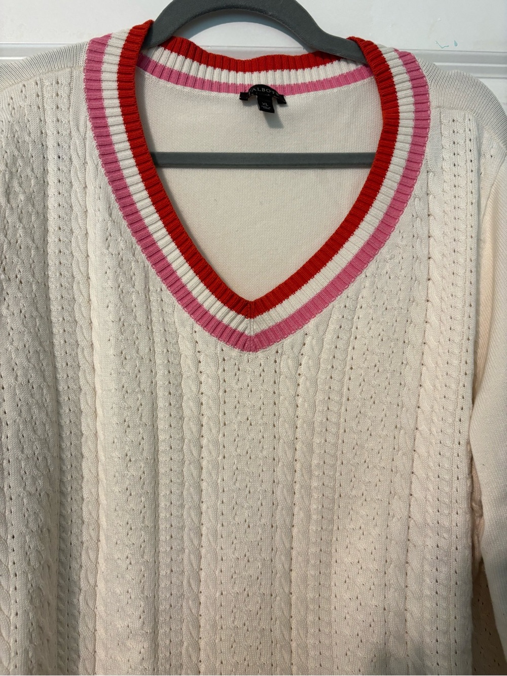Talbots Y2K Cable Knit V Neck Sweater XL
Preppy/ Cottagecore/Coastal